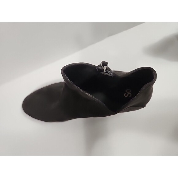 SO Black Faux Suede Ankle Boots SZ 8.5 Kohl's Memory Foam - Picture 4 of 10